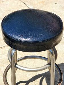 lot 36 image: Shop Stool