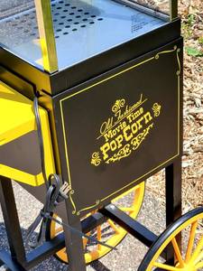 lot 54 image: Movie Time Popcorn Maker