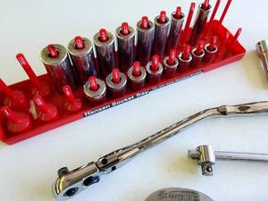 lot 46 image: Assorted Craftsman Tools Lot