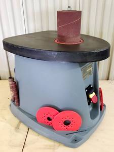 lot 21 image: Performax Oscillating Spindle Sander