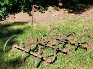 lot 335 image: Vintage Farm Equipment Yard Decor Lot