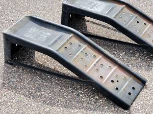 lot 317 image: Set of Black Car Ramps