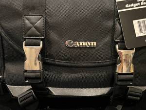 NEW Canon Digital Gadget Bag
