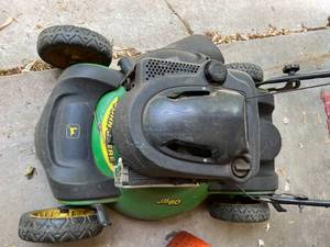 John Deere JS60 Push Mower & Gas Can
