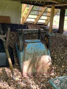 2 Wheel Barrows
