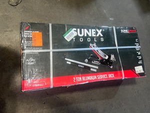 Sunex Tools 2-Ton Aluminum Service Jack with Quick Lifting System