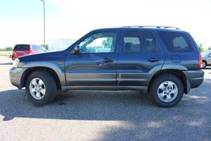 2003 Mazda Tribute LX - 4X4