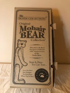 lot 165 image: Boyds Bear