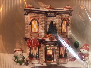 lot 208 image: Santa Bear Village
