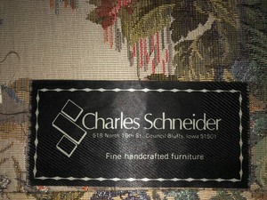 lot 54 image: Sofa