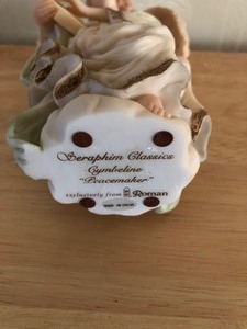 lot 10 image: Seraphim Classics Cymbeline peacemaker figure