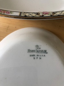 lot 88 image: Homer Laughlin China Dinnerware