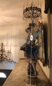lot 28 image: Vintage Floor Lamp Statue