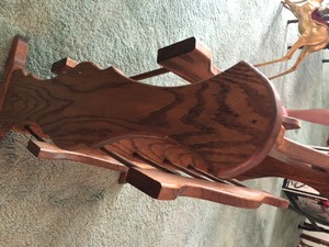 lot 122 image: Two-Tier Magazine Rack