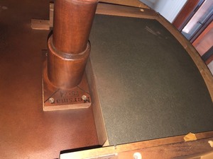 lot 119 image: Accent Table