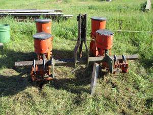 Cole 12MX Tractor Double Row Planter Fertilizer Farm Implement
