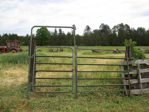 10 Foot Green FarmProperty Gate with Gate Opening.