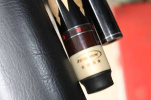 Graphite Pool Cue with Leather Case