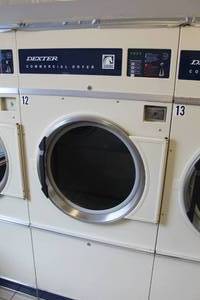 lot 12 image: Dexter Thoroughbred DCLC30QA Commercial Dryer