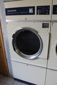 lot 27 image: Dexter Thoroughbred DCLC30QA Commercial Dryer
