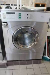 lot 41 image: Maytag Commercial Mega Load Washer
