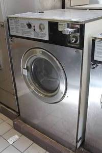 lot 57 image: Wascomat Senior W184 986220021 Commercial Giant Washer