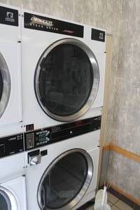 lot 59 image: Dexter Express DDBD50KCZ-65US Commercial Stack Dryer