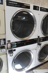 lot 60 image: Dexter Express DDBD50KCZ-65US Commercial Stack Dryer