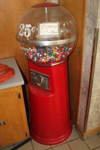 lot 79 image: Victor Gumball Machine