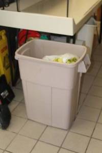 lot 92 image: Plastic Trash Can