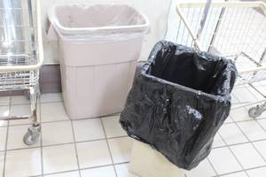 lot 112 image: Lot of (2) Plastic Trash Cans