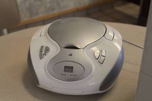 lot 151 image: Portable CD Player