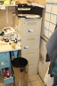 lot 162 image: Hon Metal File Cabinet 4-drawer
