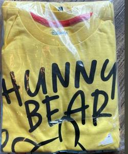 lot 19 image: Disney 3 Pack Winnie the Pooh T-Shirts Kids T-Shirts Size 7-8