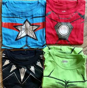 lot 20 image: Lot of 4 Marvel Avengers Boys T-Shirts 16 XL 