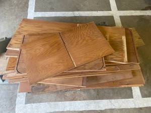 lot 75 image: Large Lot of Oak Wood PlanksBoards