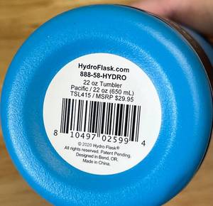 lot 91 image: HyrdoFlask 22 oz Vacuum Tumbler-Pacific Blue