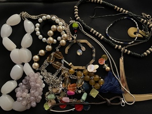 Assorted Jewelry