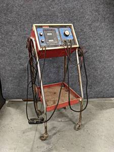 lot 31 image: COATS Battery Load Tester - Model 315 - On Rolling Cart - NO SHIPPING