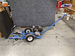 lot 34 image: Nose Dragger Airplane Tug - 6.75HP Briggs & Stratton Engine - NO SHIPPING