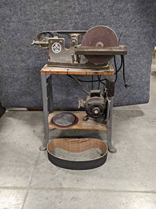 lot 45 image: Walker-Turner Belt and Disc Sander - Model 5510 - Includes Stand and Many Extra Belts - NO SHIPPING