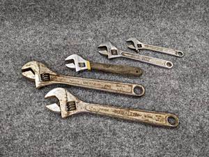 lot 67 image: Lot of Adjustable Wrenches (12 to 6)