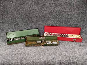 lot 81 image: Lot of Challenger & Craftsman Sockets