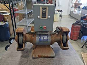 lot 238 image: BALDOR Bench Grinder - 12hp 3PH - NO SHIPPING
