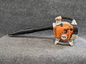 lot 248 image: STIHL BG86 Gas Blower - Starts and Runs - NO SHIPPING