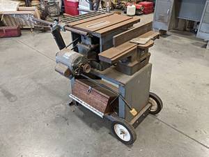 lot 297 image: Rockwell 9 Table Saw and 4 Jointer on Rolling Cart - 1HP 1PH - NO SHIPPING