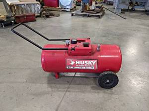lot 304 image: HUSKY 15 Gallon Portable Rolling Air Tank - NO SHIPPING