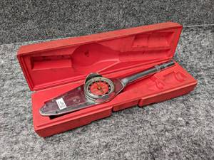 lot 365 image: SNAP-ON TORQOMETER - 10 Model TE50A - Calibrated on 2-15-2022 - With Case