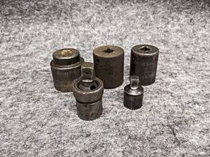 lot 433 image: SNAP-ON 12 Drive Impact Sockets 1-516, 1-14, 1-116  SNAP-ON 12 Drive Impact Swivel Adapter and SNAP-ON 12 to 38 Drive Adapter
