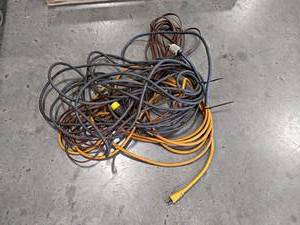lot 451 image: Lot of (3) Extension Cords